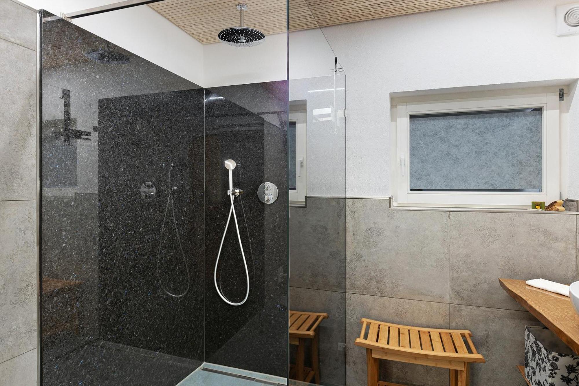 Zum Haselbach Apartman Weilheim Kültér fotó
